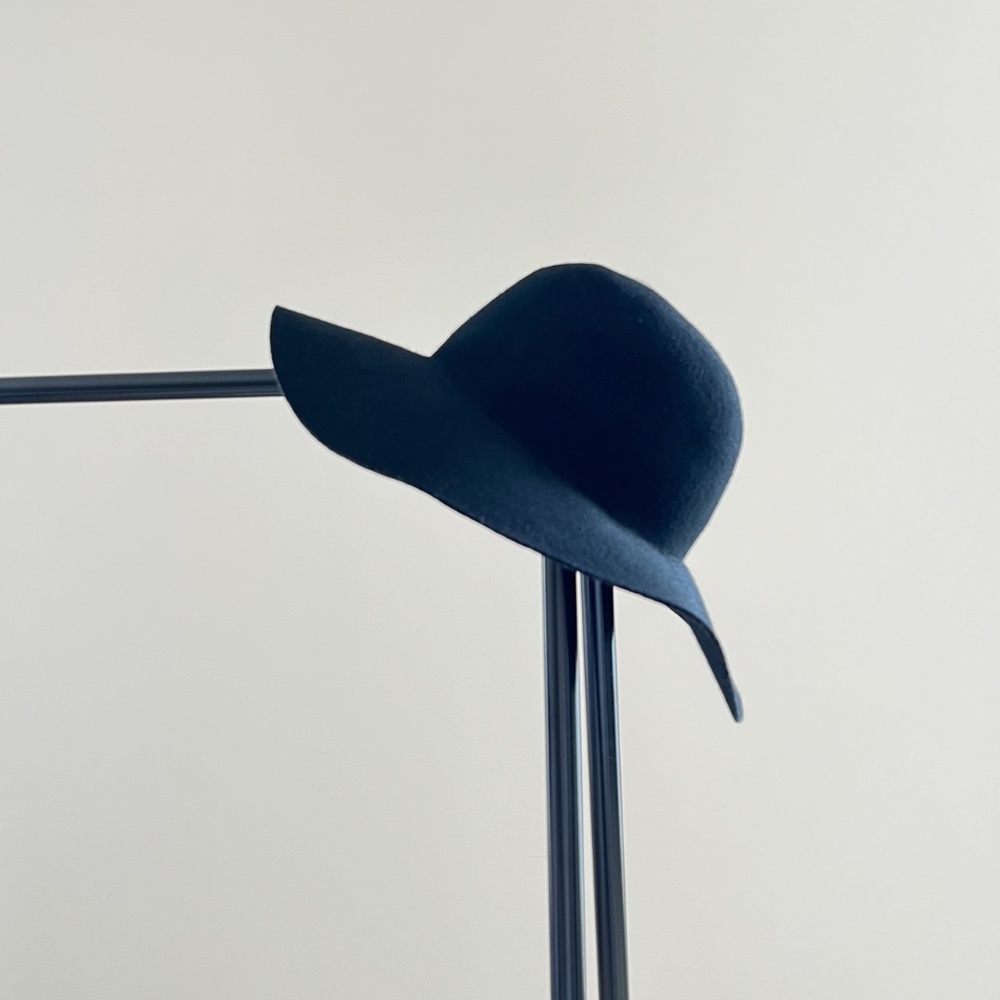 Black Floppy Sun Hat